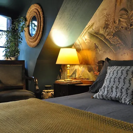 Du Collectionneur 招待所 Saint-Laurent-du-Mottay