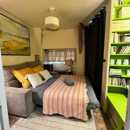 Du Collectionneur 招待所